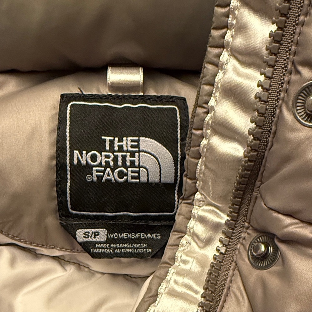 The North Face 700 Fill Down Puffer Vest Women’s Small Beige Taupe - Picture 5 of 6
